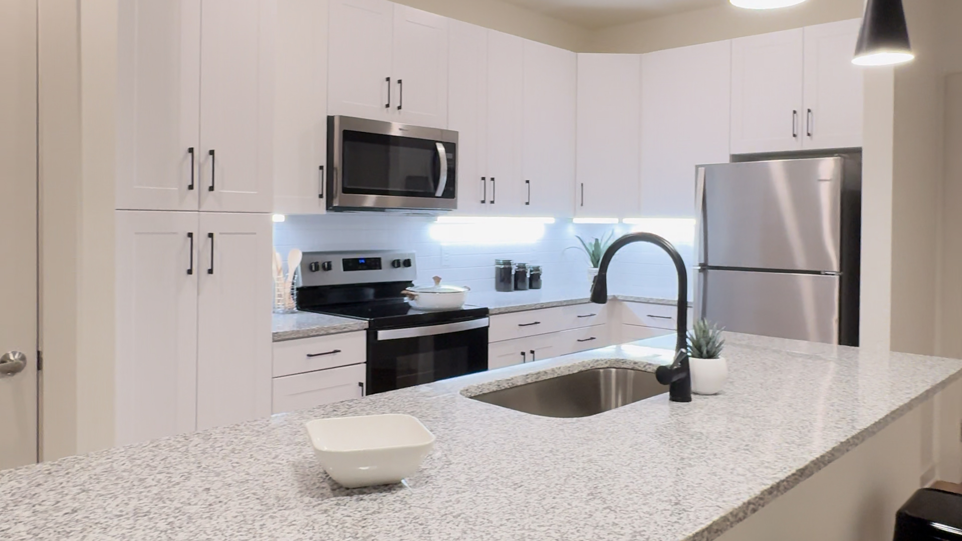 F.A.Q.: What's The Kitchen In The Smallest 1B/1B Like? Image 1 F.A.Q.: What's The Kitchen In The Smallest 1B/1B Like? Image 1