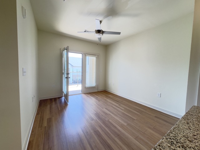 Living area of a 1B/1B Lane Floor Plan Apartment at Sage North in White House, TN